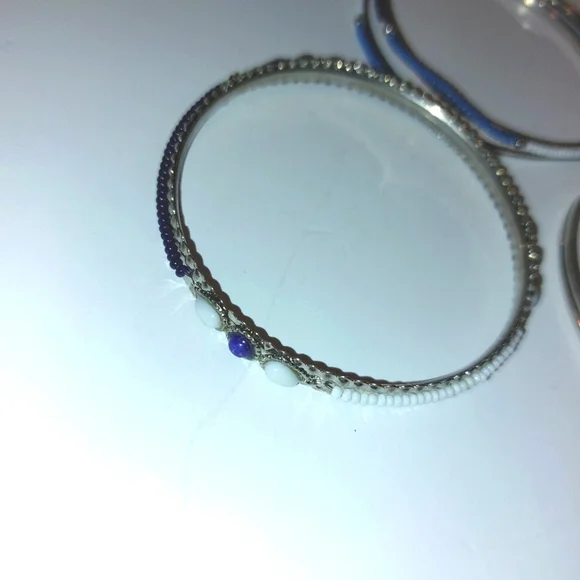 WOMEN'S Blue Silvertone Fashion Bracelets One Size - Picture 5 of 5